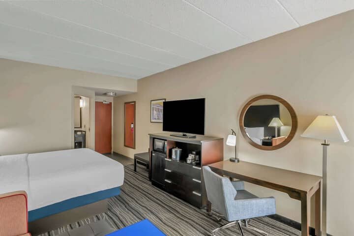 Room 15 of 39