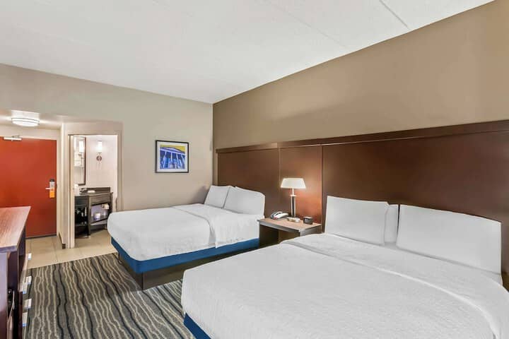 Room 17 of 39