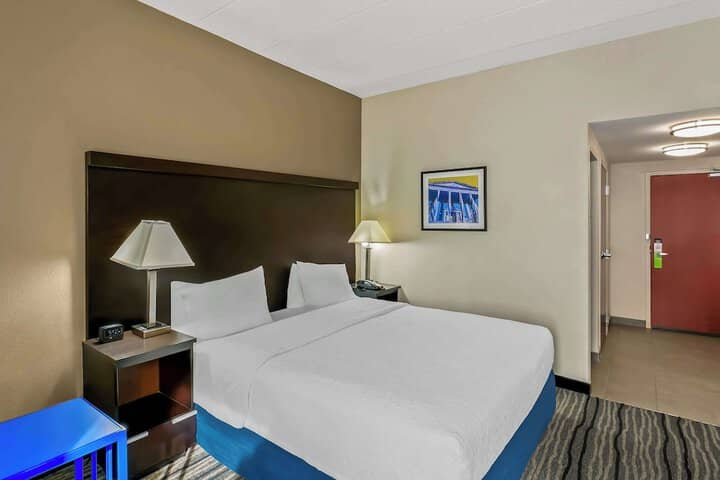 Room 14 of 39