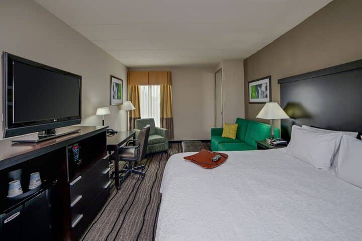 Room 5 of 39